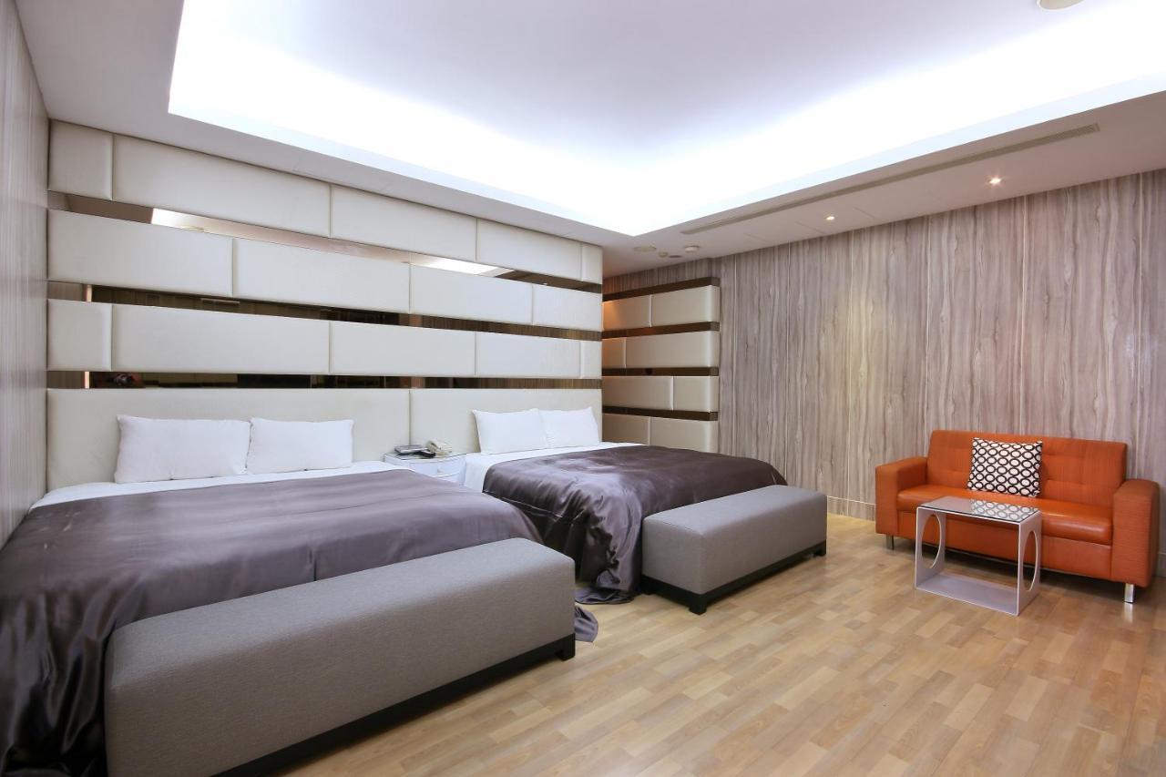 Feng Cai Motel Yuanlin Exteriér fotografie